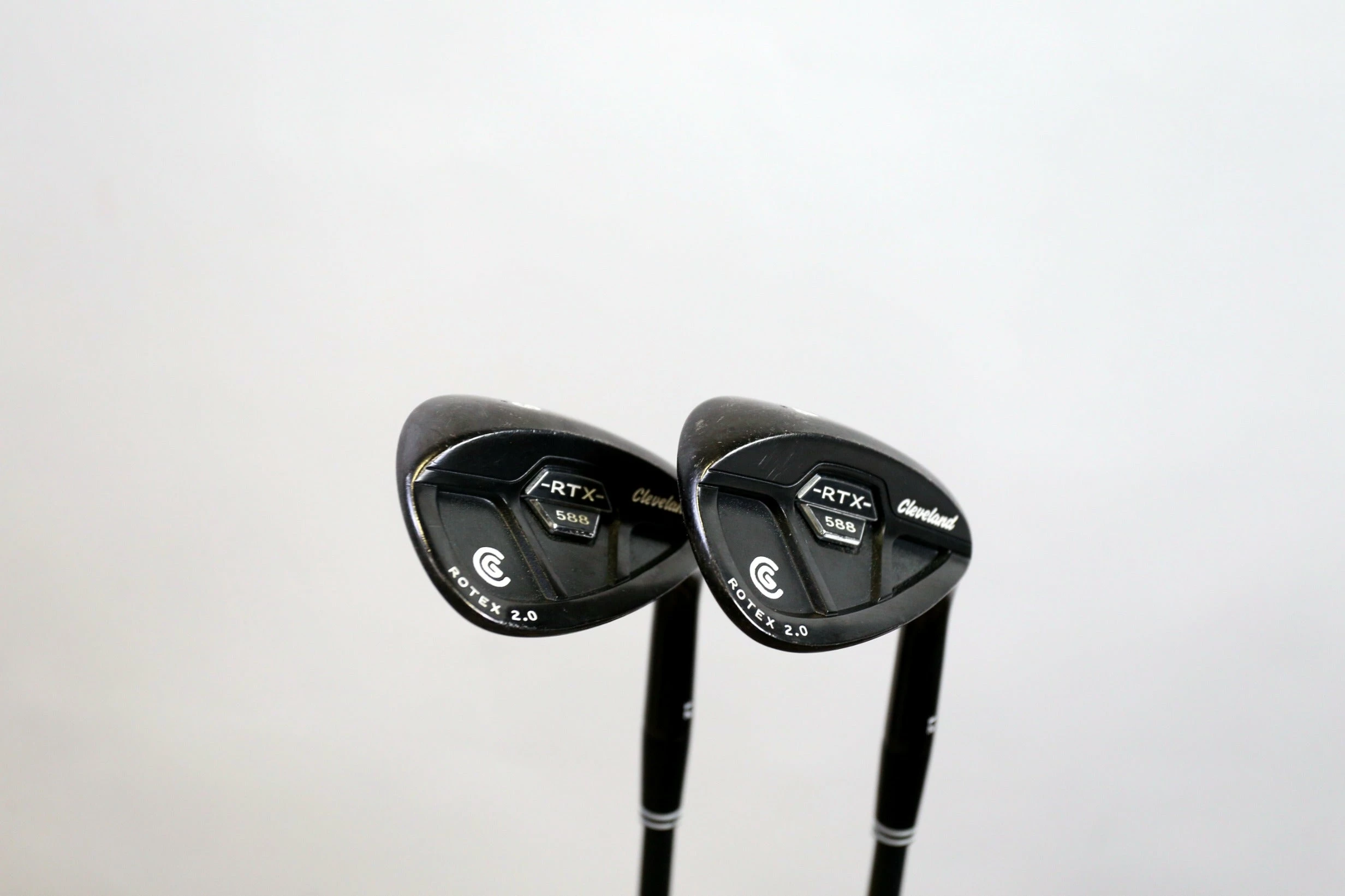 Cleveland 588 RTX 2.0 CB 54*, 58* Wedge Set RH -0.5 In Graphite Stiff Flex 4 Cleveland 588 RTX 2.0 CB 54*, 58* Wedge Set RH -0.5 In Graphite Stiff Flex - Image 2