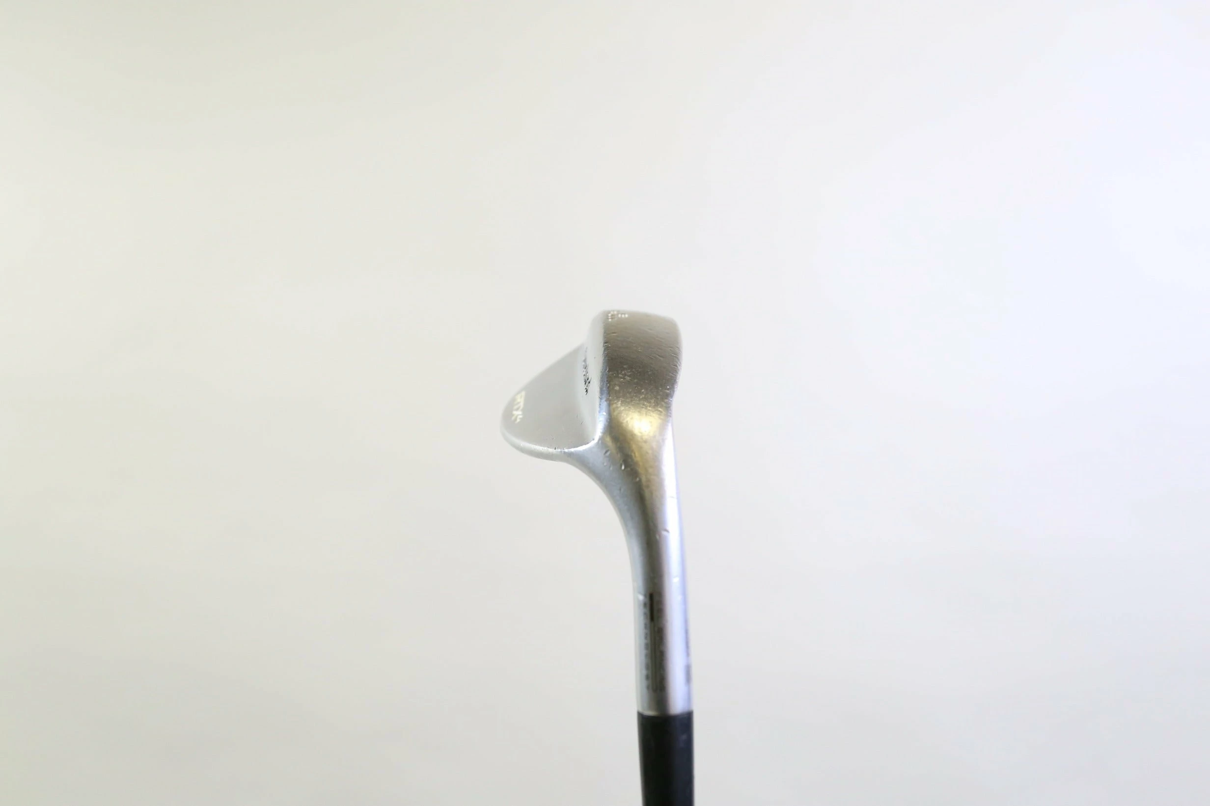 Cleveland RTX-4 Full Grind Tour Satin 60* Wedge RH 35 In Steel Stiff Flex 5 Cleveland RTX-4 Full Grind Tour Satin 60* Wedge RH 35 In Steel Stiff Flex - Image 3
