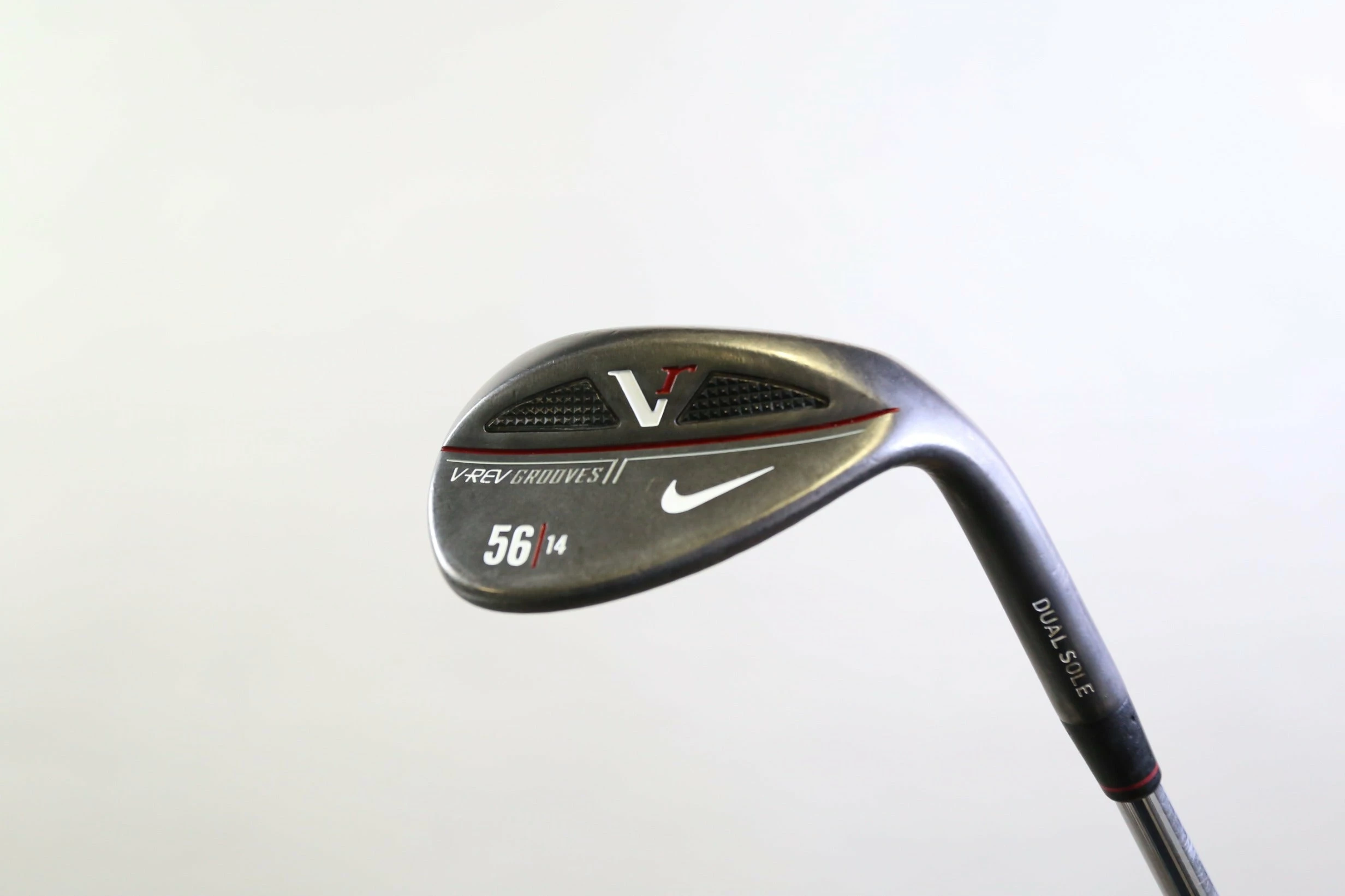Nike VR V-REV Black Satin 56* Wedge 14* Bounce RH 35.25 In Steel Stiff Flex 3 Nike VR V-REV Black Satin 56* Wedge 14* Bounce RH 35.25 In Steel Stiff Flex
