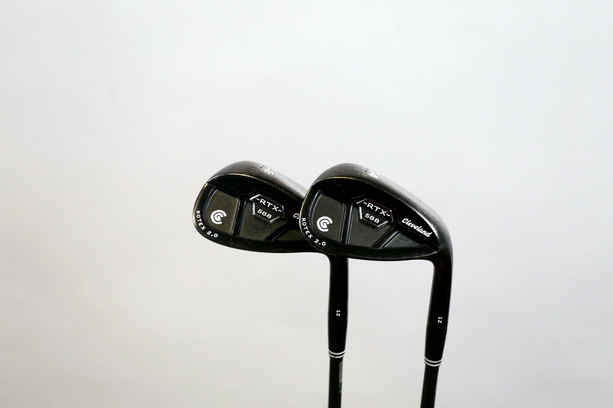 Cleveland 588 RTX 2.0 CB 54*, 58* Wedge Set RH -0.5 In Graphite Stiff Flex 3 Cleveland 588 RTX 2.0 CB 54*, 58* Wedge Set RH -0.5 In Graphite Stiff Flex