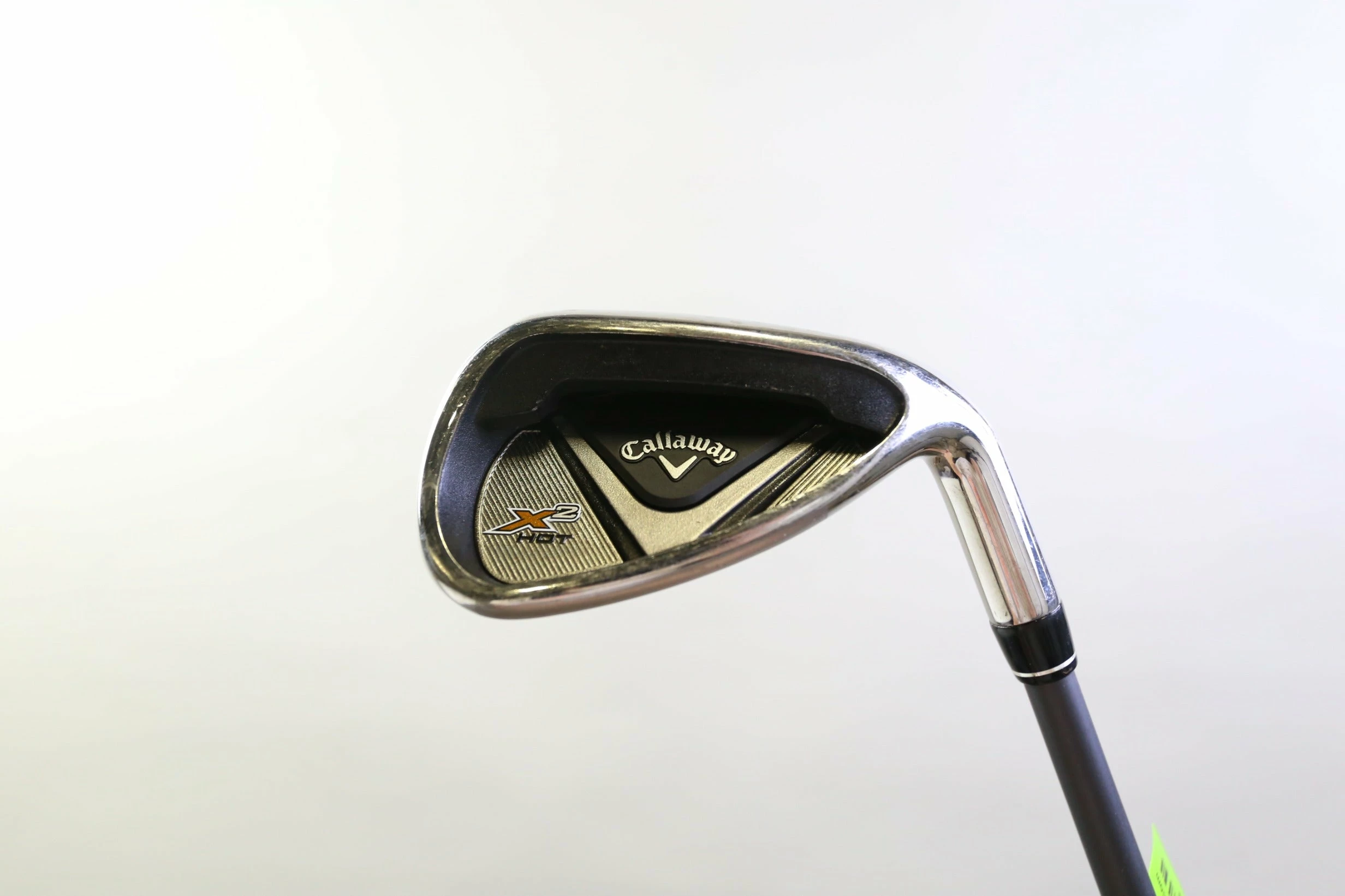 Callaway X2 Hot Pitching Wedge 44* RH 35.5 In Aldila Graphite Shaft Stiff Flex 3 Callaway X2 Hot Pitching Wedge 44* RH 35.5 In Aldila Graphite Shaft Stiff Flex