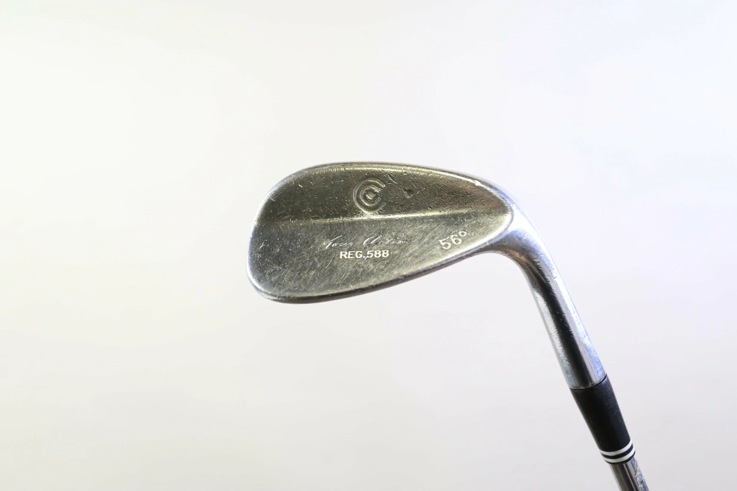 Cleveland 588 Tour Action 56* Wedge RH 35.25 In Steel Shaft Stiff Flex 3 Cleveland 588 Tour Action 56* Wedge RH 35.25 In Steel Shaft Stiff Flex