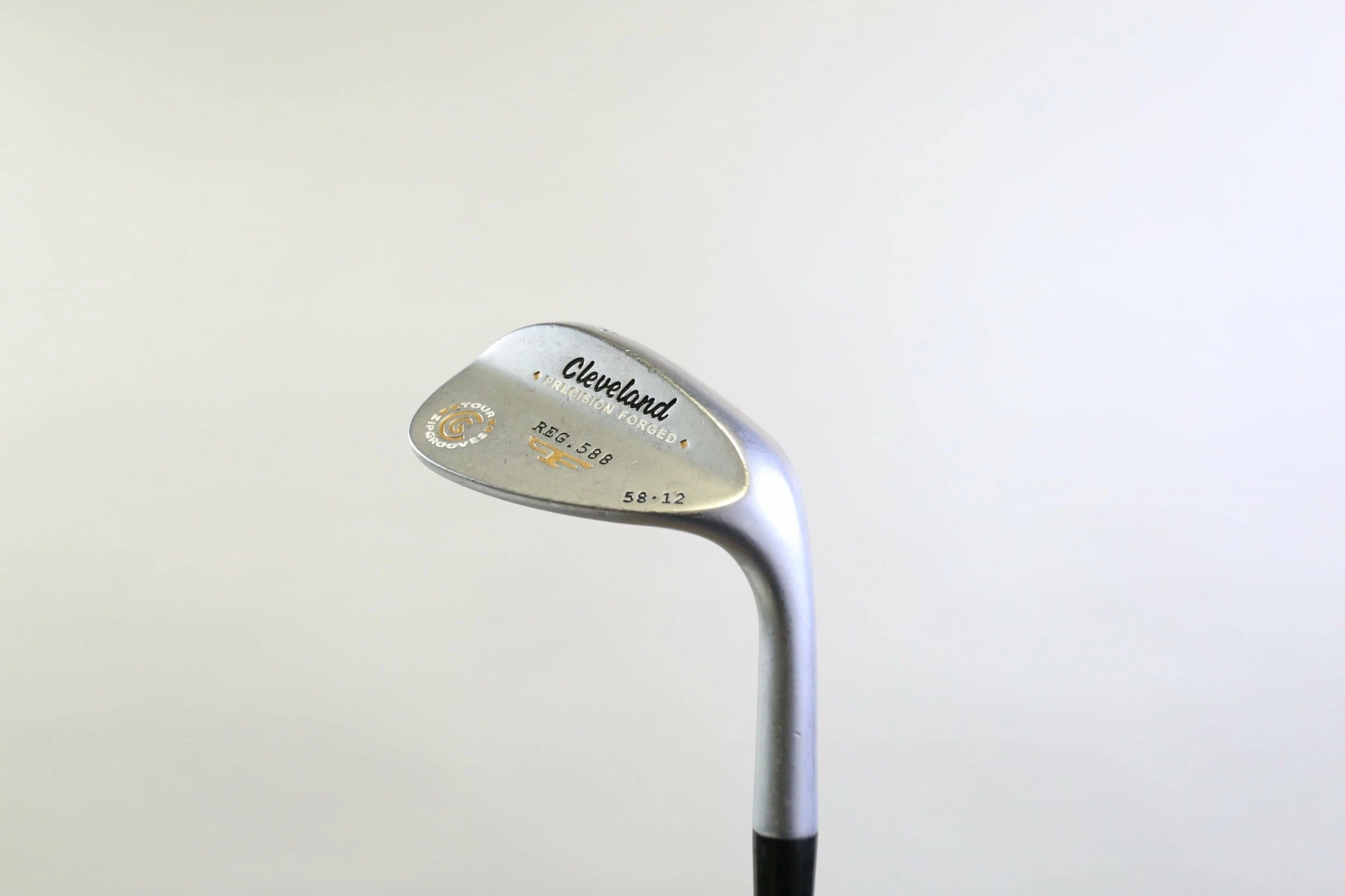 Cleveland 588 Forged Chrome 58* Wedge RH 35.25 In Steel Shaft Stiff Flex 6 Cleveland 588 Forged Chrome 58* Wedge RH 35.25 In Steel Shaft Stiff Flex - Image 4