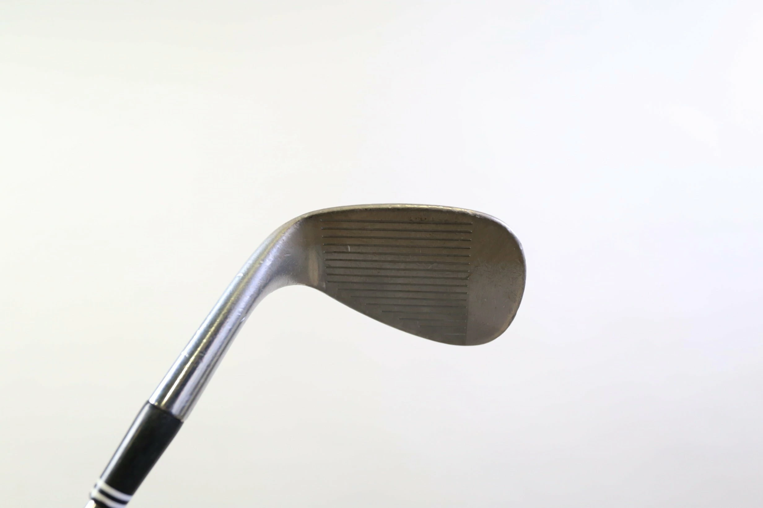 Cleveland 588 Tour Action 56* Wedge RH 35.25 In Steel Shaft Stiff Flex 4 Cleveland 588 Tour Action 56* Wedge RH 35.25 In Steel Shaft Stiff Flex - Image 2